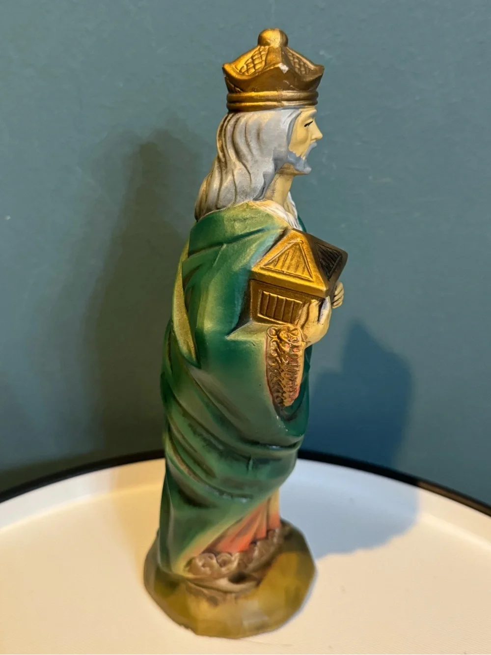 Vintage Decorative 9.5” Nativity King Wise Men Figurine in Green & Gold, Japan